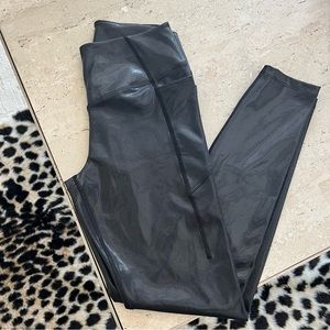 ink Active Victoria's Secret leggings NEW Size Medium